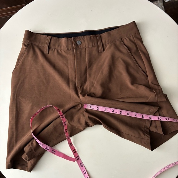 BYLT Basics 9” Kinetic Short Men’s Size 31 Brown Performance Fabric - Picture 2 of 11